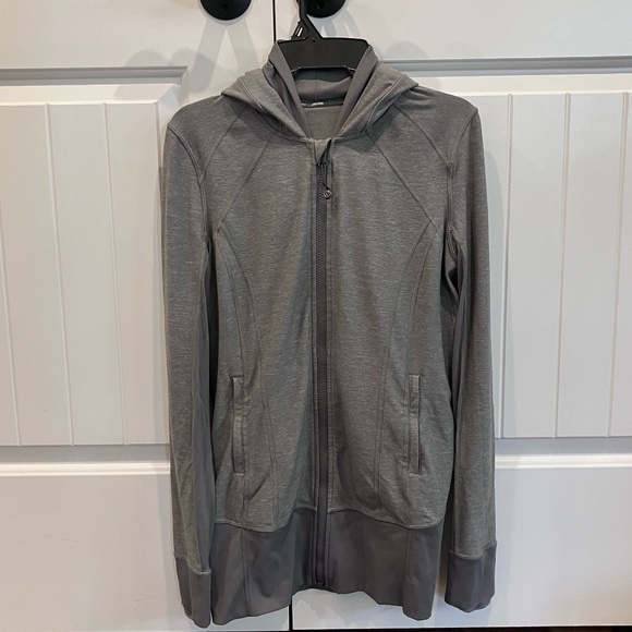 Lululemon Women's Long Grey Athletic Jacket - Picture 1 of 5